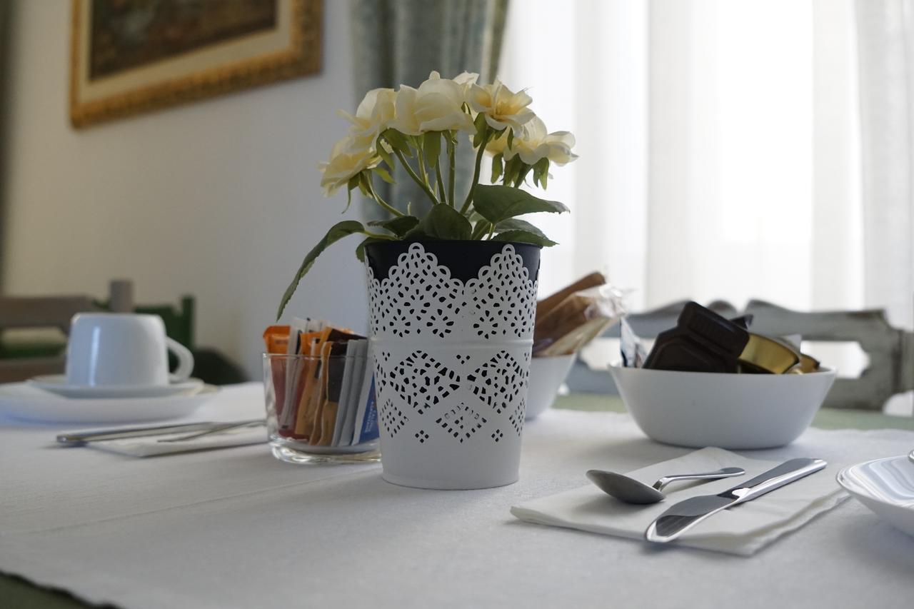 La Piccola Reggia Bed & Breakfast Caserta Exterior photo